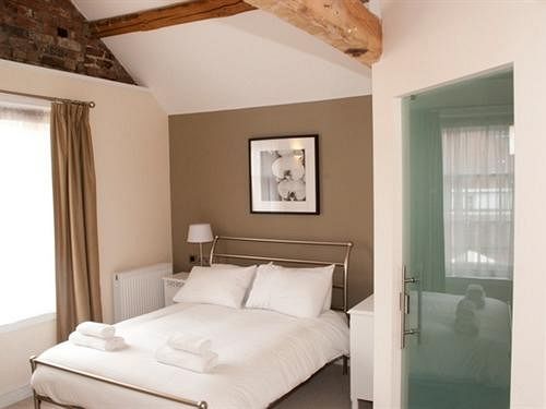 The Lion Hotel Brewood Exterior foto