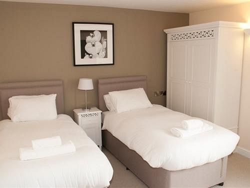 The Lion Hotel Brewood Exterior foto